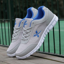 Load image into Gallery viewer, 2019 New Lightweight Casuals Shoe Breathable Mesh Mens Casual Shoes Adult Casuals Shoe Tenis Masculino Adulto Sneakers