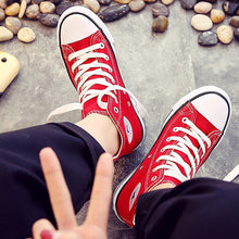 Load image into Gallery viewer, High top sneakers for men canvas shoes autumn vulcanized shoes boys sneakers classic 2019 unisex sneakers spring shoes man