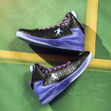 Load image into Gallery viewer, High-top Jogging Shoes Men&#39;s Cushioning Light Basketball Sneakers Anti-skid Breathable Outdoor Sports Jordan Shoes Couple Wear