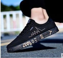 Load image into Gallery viewer, Men Shoes Spring Men Casual Shoes Comfort Canvas Shoes Fashion Sneakers Male Shoes Adult Sneakers Men Trainers Light Espadrilles