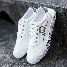 Load image into Gallery viewer, Men Shoes Spring Men Casual Shoes Comfort Canvas Shoes Fashion Sneakers Male Shoes Adult Sneakers Men Trainers Light Espadrilles