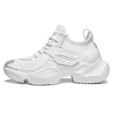 Load image into Gallery viewer, VSIOVRY 2019 New Breathable Leather Sneakers Men Running Shoes Lightweight Outdoor Walking Sport Shoes Soft Sole Men krasovki