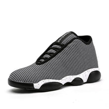 Load image into Gallery viewer, Retro Bakset Homme 2018 Hot Brand Men Basketball Shoes Ankle Boots Sneakers Mens Sport Shoes Cool Jordan Shoes Couple Trainers